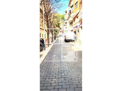 Local en Calle Mossèn Jacint Verdaguer    , Santa Coloma de Gramanet Barcelona