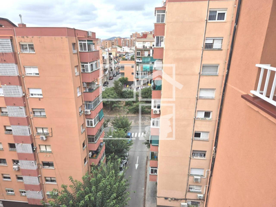 Inmueble en Grupo Virgen de la Salud    8º, Barcelona