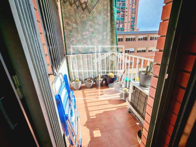 Inmueble en Calle Guasch    1, Barcelona