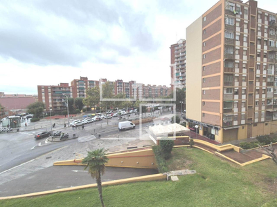 Inmueble en Calle Australia   A 2º, Barcelona