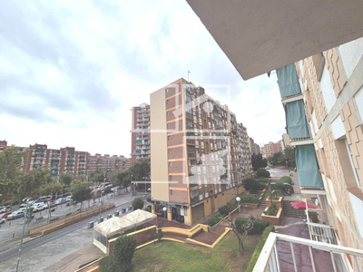 Inmueble en Calle Australia   A 2º, Barcelona