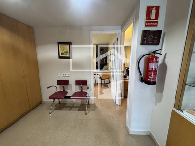 Inmueble en Plaza Vi    1, Barcelona