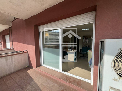 Inmueble en Plaza Vi    1, Barcelona