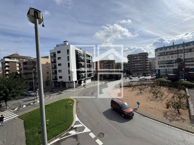 Inmueble en Plaza Vi    1, Barcelona