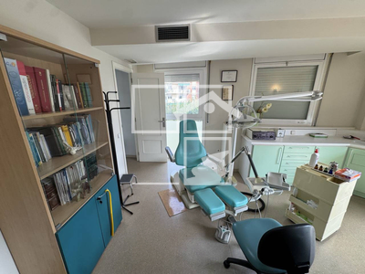 Inmueble en Plaza Vi    1, Barcelona