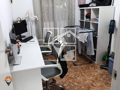 Inmueble en Calle Penedès    Bajo, Barcelona