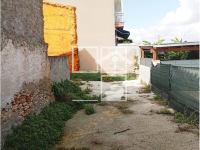 Local en Castellet y Gornal Barcelona