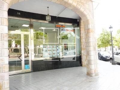 Inmueble en Maria AguilÃ³, Barcelona