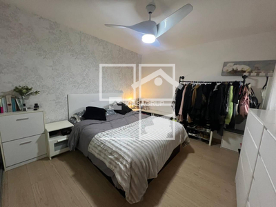 Local en Plaza Josep Sapés Esmendia    , Rubí Barcelona