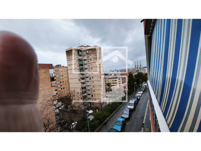 Local en Calle Julián Gayarre    3, Badalona Barcelona