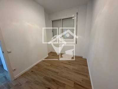 Inmueble en Calle Gironès    Bajo, Barcelona