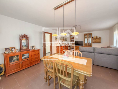 Local en Calle Fuente de Santa Teresa Número 1  , Terrassa Barcelona