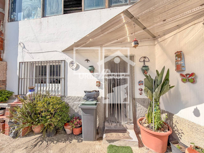 Local en Calle Fuente de Santa Teresa Número 1  , Terrassa Barcelona