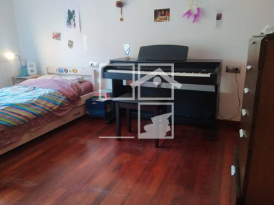Local en Olot Girona